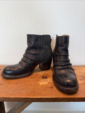 Bed Stu Black Leather Ankle Booties